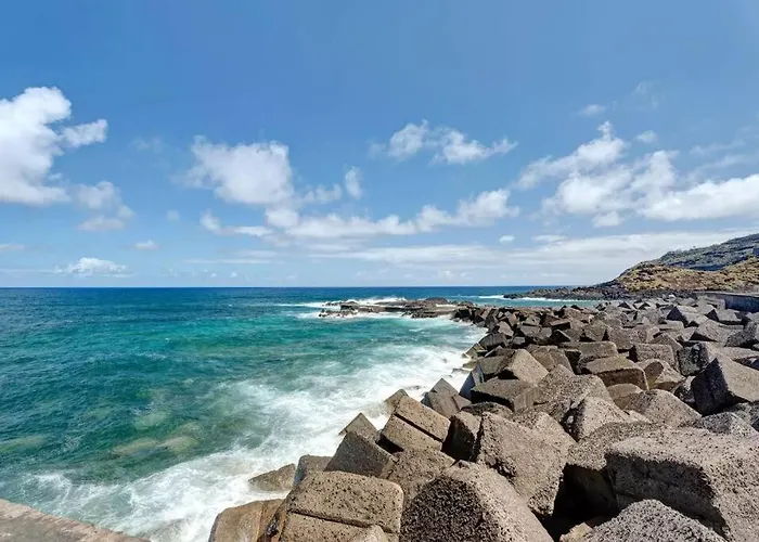 Cerca Del Mar En Mesa Del Mar טקורונטה