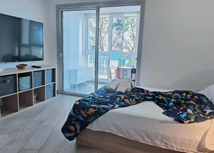 Cerca Del Mar En Mesa Del Mar