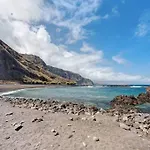 Cerca Del Mar En Mesa Del Mar Tacoronte